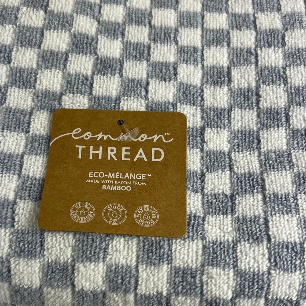 Common Thread Bamboo Bath Towels Blue White Check Print Cotton Set of 2 NEW